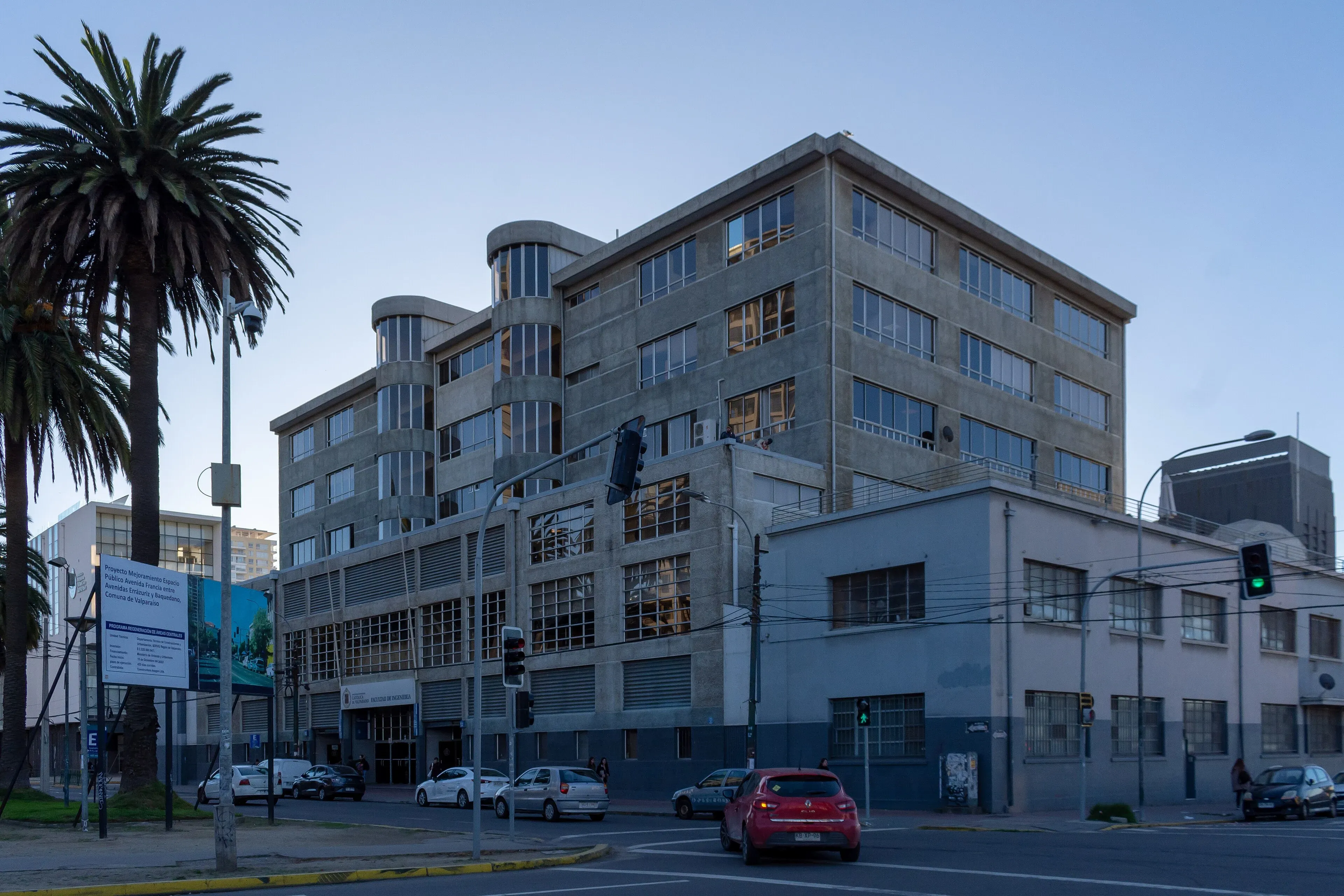 Edificio IBC - Escuela de Ingeniería Informática PUCV